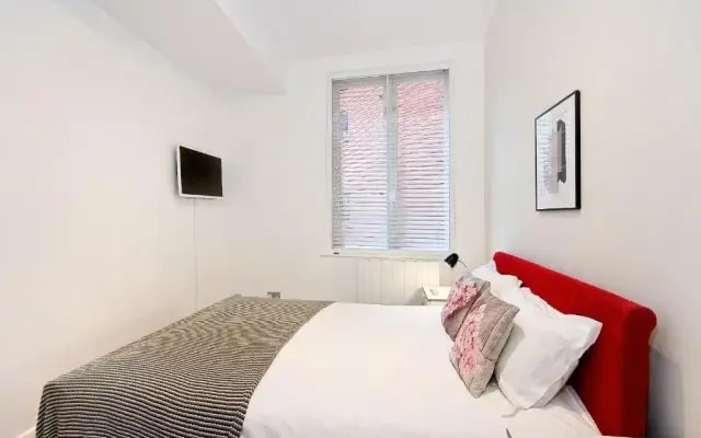 Mulberry Flat 2 - Two bedroom 1st floor by City Living London