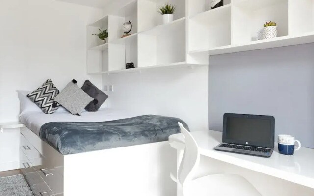 Relax By MPH-70 Chic Studios In Prime Liverpool