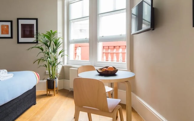Funky Covent Garden Studio - Netflix Nespresso