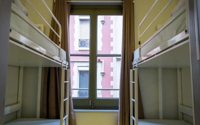 Urbany Hostel BCN GO!