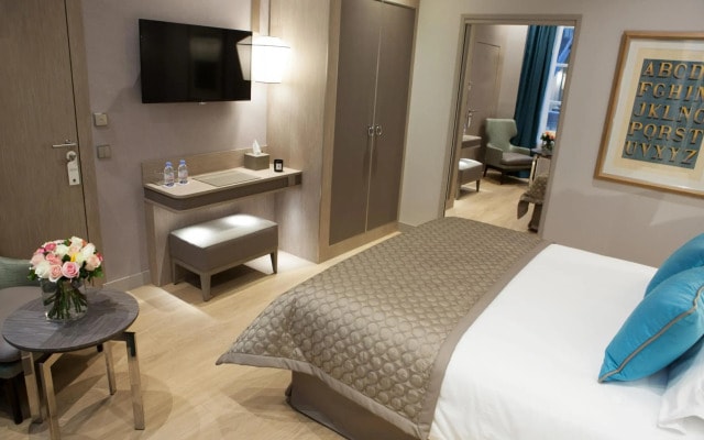 Hôtel La Lanterne & Spa By Timhotel