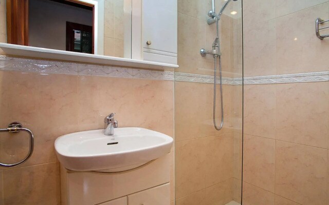 Apartment Sants-Les Corts Galileu