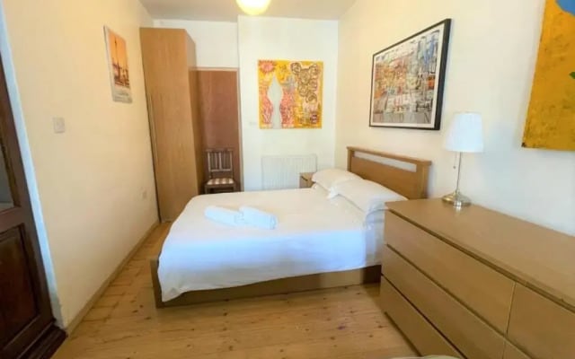 Studio Flat Without Kitchen at Kentish Town