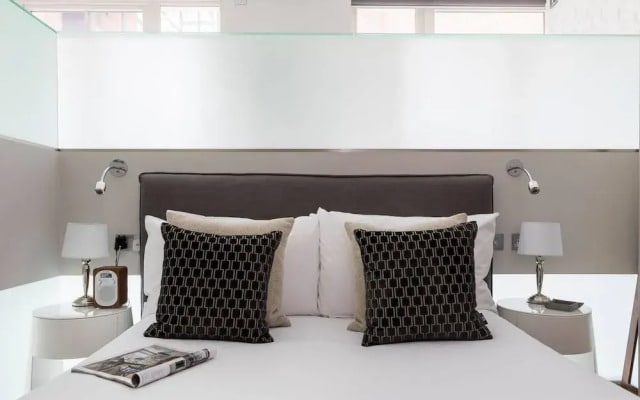 Stylish Modern 1BR in Covent Garden