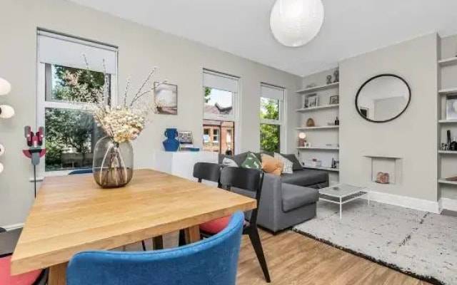 Unique 2 bedroom Flat in Heart of Walthamstow