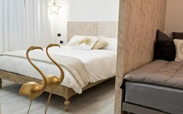 Vatican Luxury 2BD 2BA - Vatican Luxury Rizzo