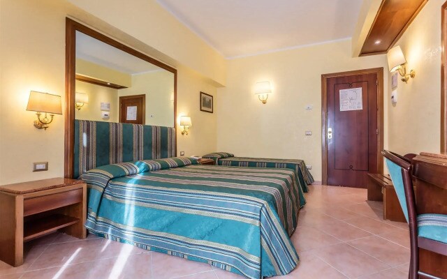 Raeli Hotel Noto