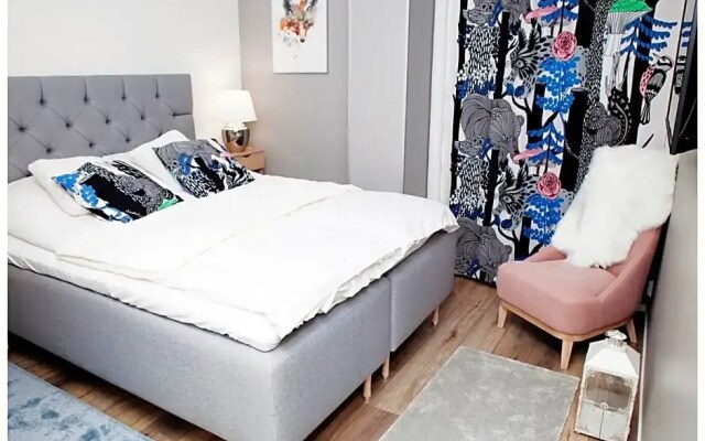Crystal Arctic Suites