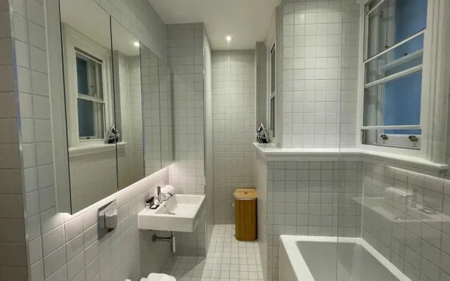 Central 1 Bedroom Apartment in Farringdon
