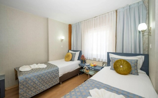 Grand Ons Hotel