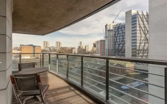2 Bedroom Apartment in Central London