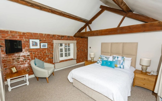 Donington Park Farmhouse Hotel