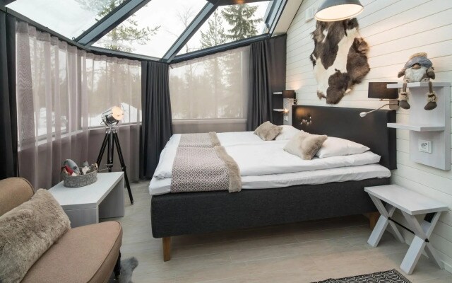 Santa's Igloos Arctic Circle