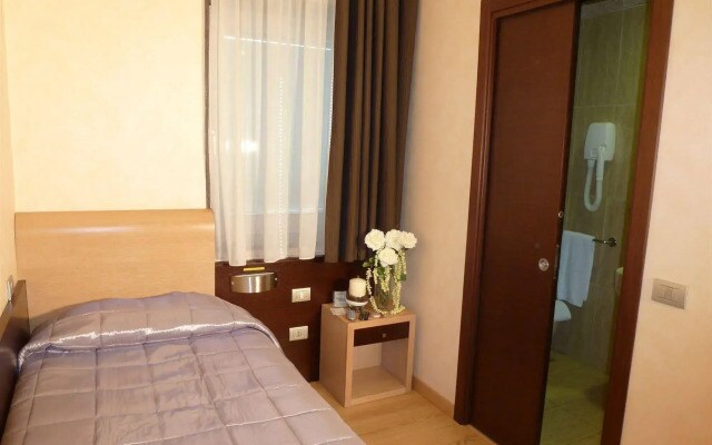 E H Suites Rome Airport