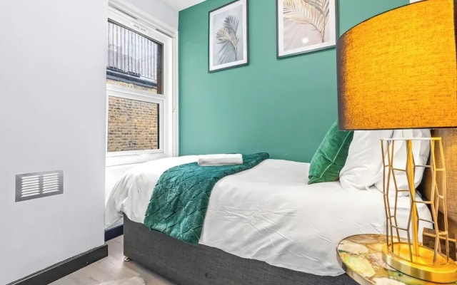 Superb 3bed Fulham Palace Retreat
