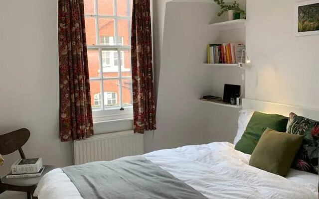 Contemporary & Captivating 2BD Flat - Westminster!