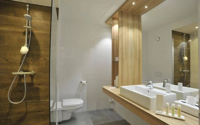 Golden Tulip Amsterdam Riverside