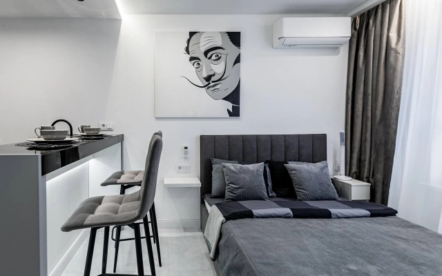 Rusapartments на Романовской 17