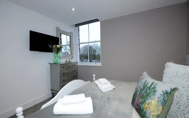 Priory Street Apartment 4