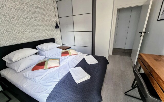 Apartment Grzybowska Warsaw by Renters