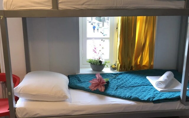 Room Mate Hostel