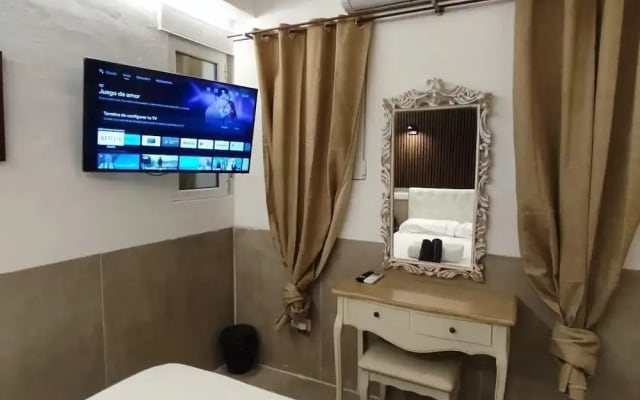 Хостел House with 9 private rooms
