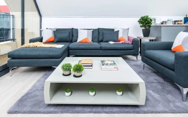 Stylish 2BR Whitechapel Flat with City Views