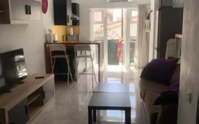 Torremolinos, Bonito apartamento studio La Carihuela