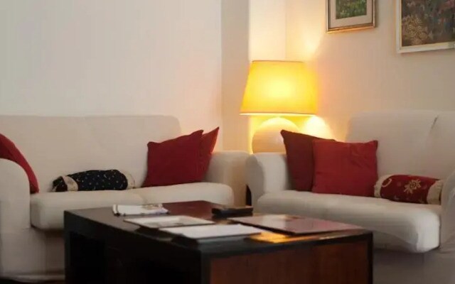 Mira Holiday House