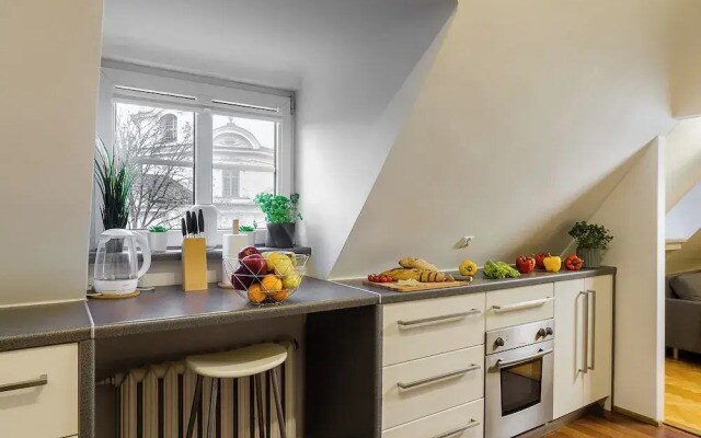 Lumina 2-level charming apart
