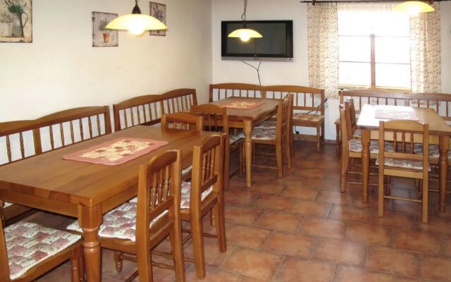 Růžovka (ULJ100)