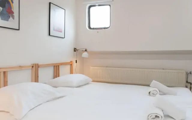 Authentic Houseboat