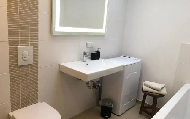 Dock 2 apartment