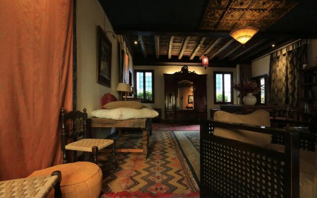 Novecento Boutique Hotel