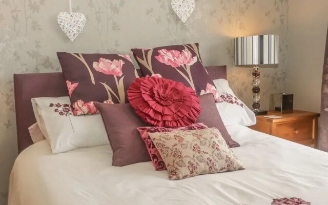 Bulmer Farm Lodge