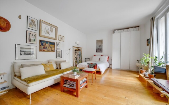 Lovely Apartment Near Paris