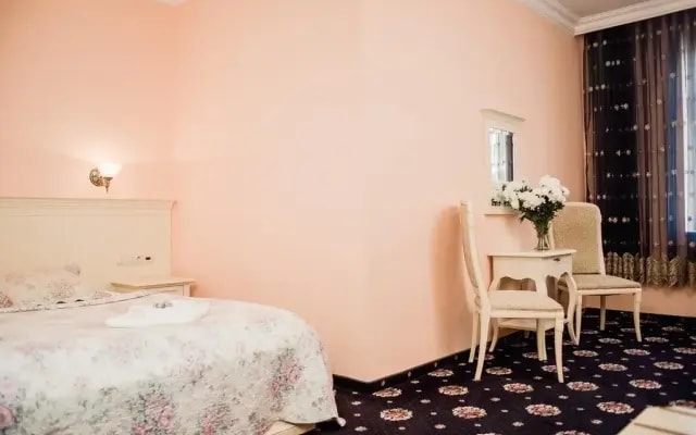 Natali Apartments