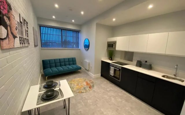 Kempston Suites Liverpool Apartment 11