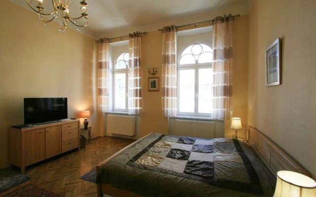Apartment No. 20 Jaltská 3