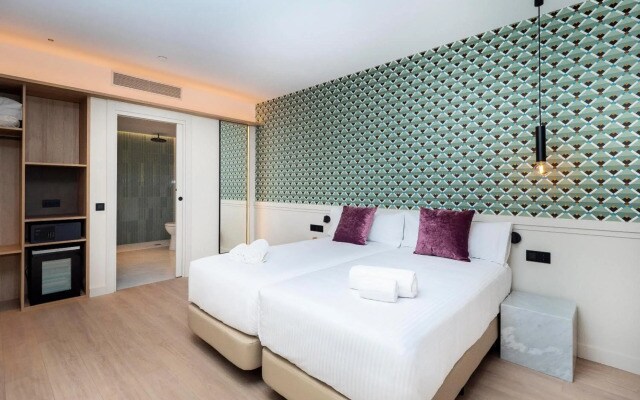 Arcelon Hotel