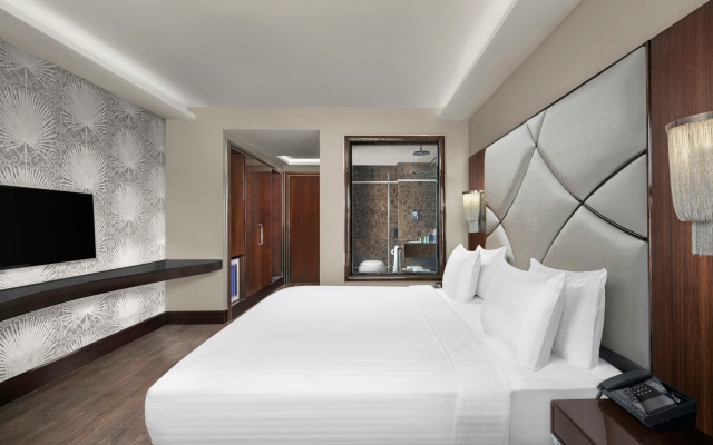 DoubleTree by Hilton Istanbul Gayrettepe