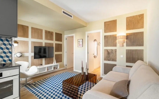 Sagrada Familia Apartment By Olala Homes