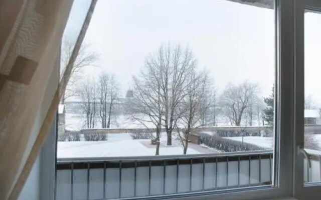 RiverSide Apartments