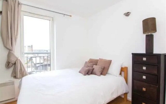 Millharbour Apartments