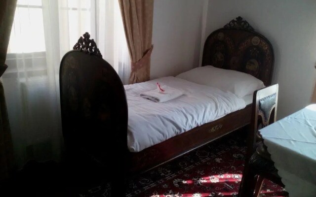 Monastery Garden Bistro & Rooms