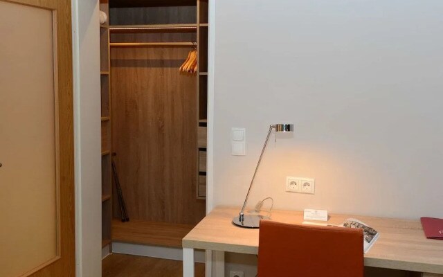 frederics Serviced Apartments