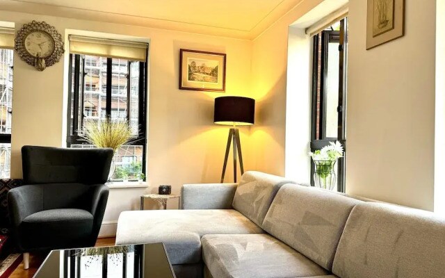 Cityscape Haven in Central London