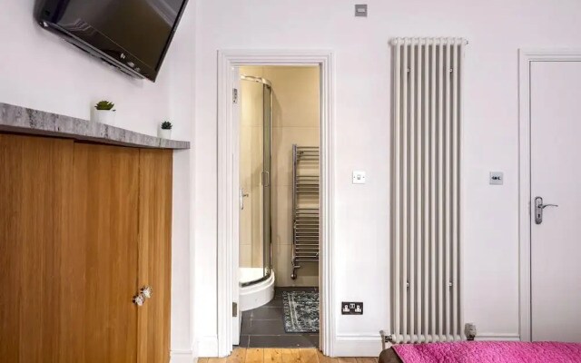 Mayfair Park Lane Lux 2-bedroom Apartment