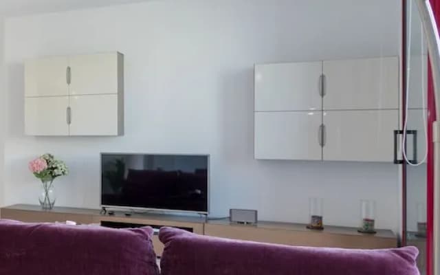 Unique Rentals - Stylish Seafront Duplex