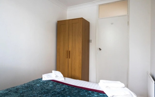 Regent's Park, Sleeps 8, Pet Friendly & Garden